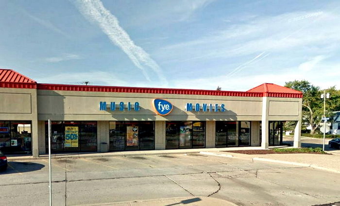 Harmony House Records and Tapes - Berkley - 28297 Woodward (newer photo)